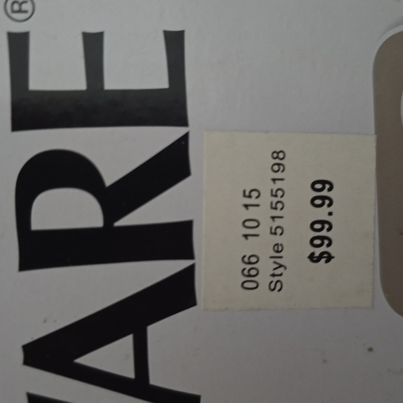 FABERWARE BRAND 20 PIECE CUTLERY SET - Picture 4 of 12